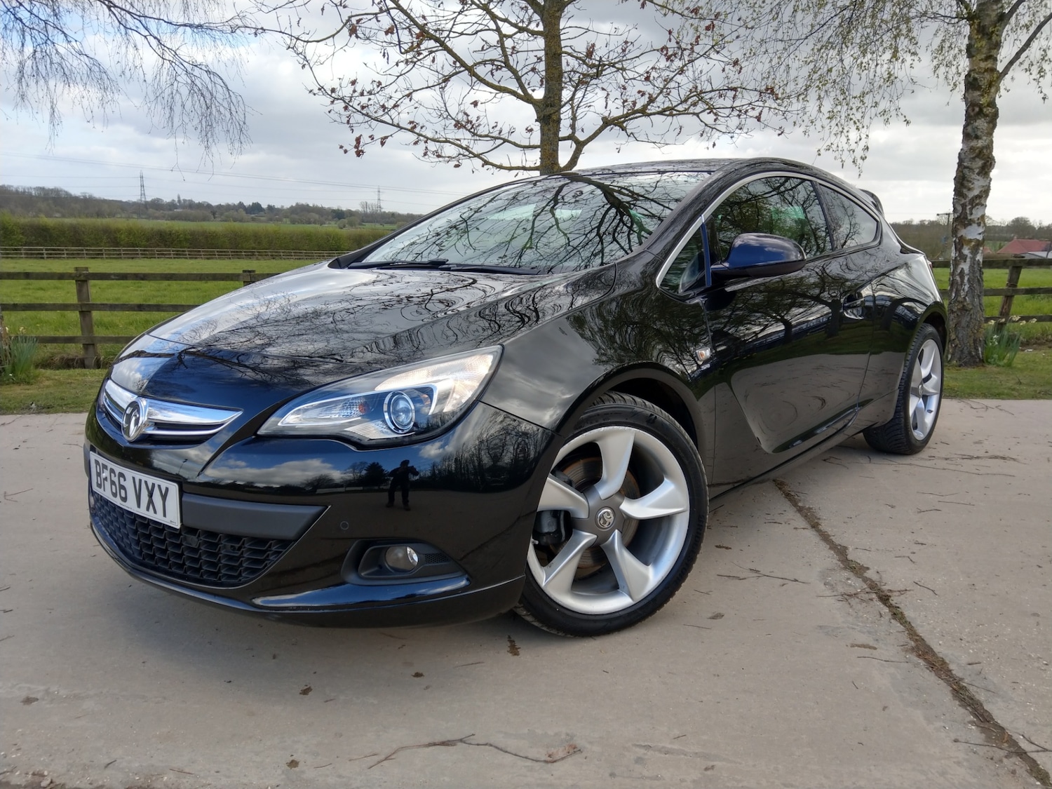 Used Vauxhall Astra GTC 2017 for sale - 78069696: Photo 3