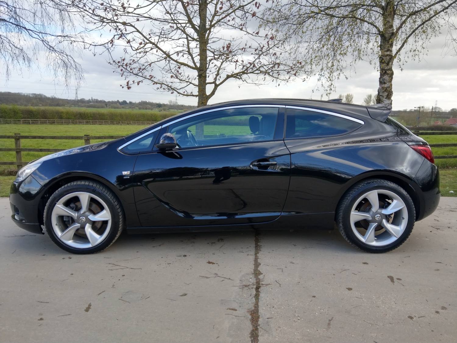 Used Vauxhall Astra GTC 2017 for sale - 78069696: Photo 4