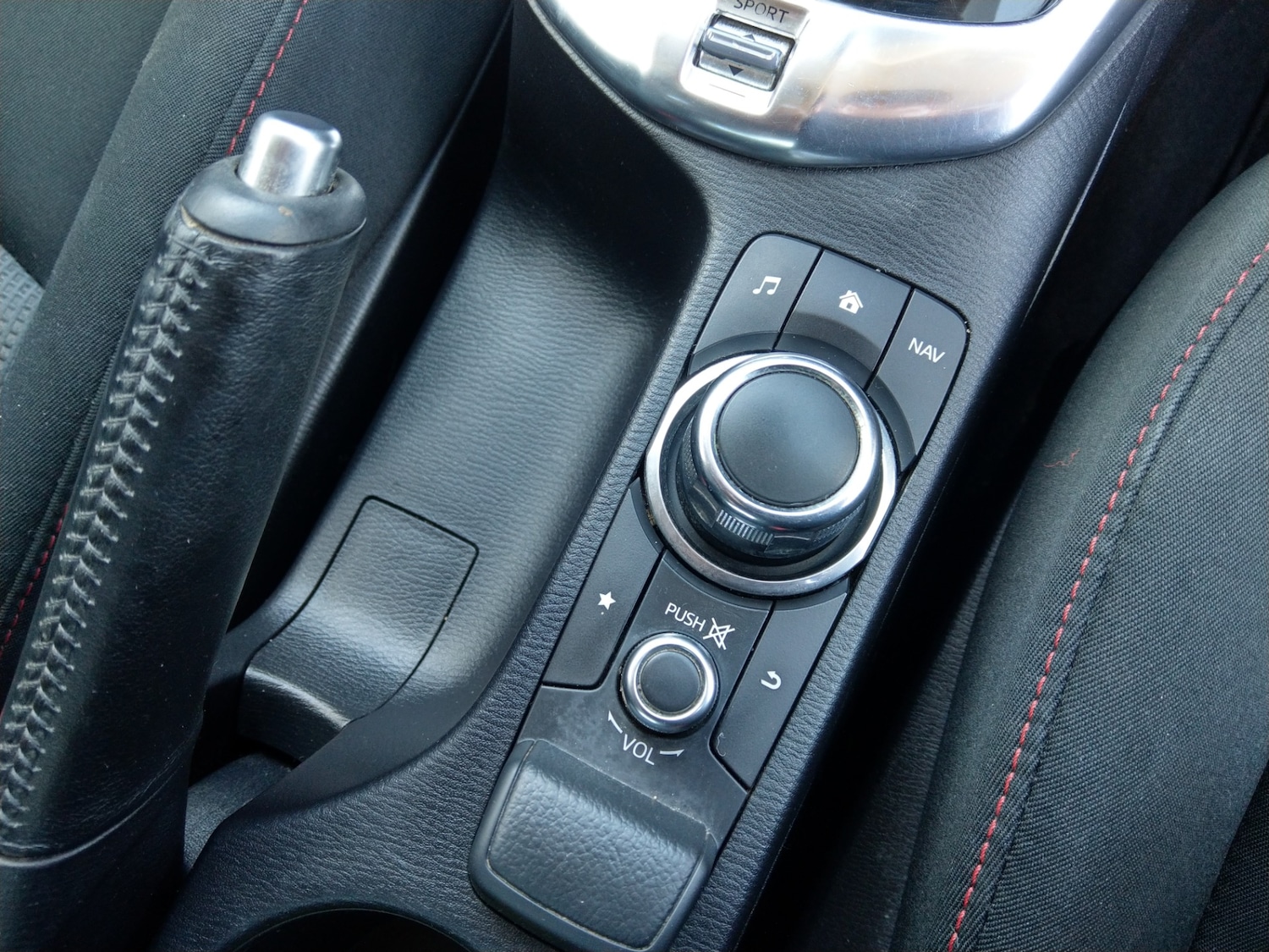 Used Mazda Mazda2 2016 for sale - 78144288: Photo 12