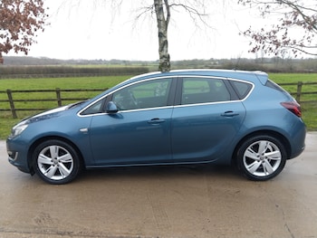 Used Vauxhall Astra 2014 for sale - 77635379: Photo