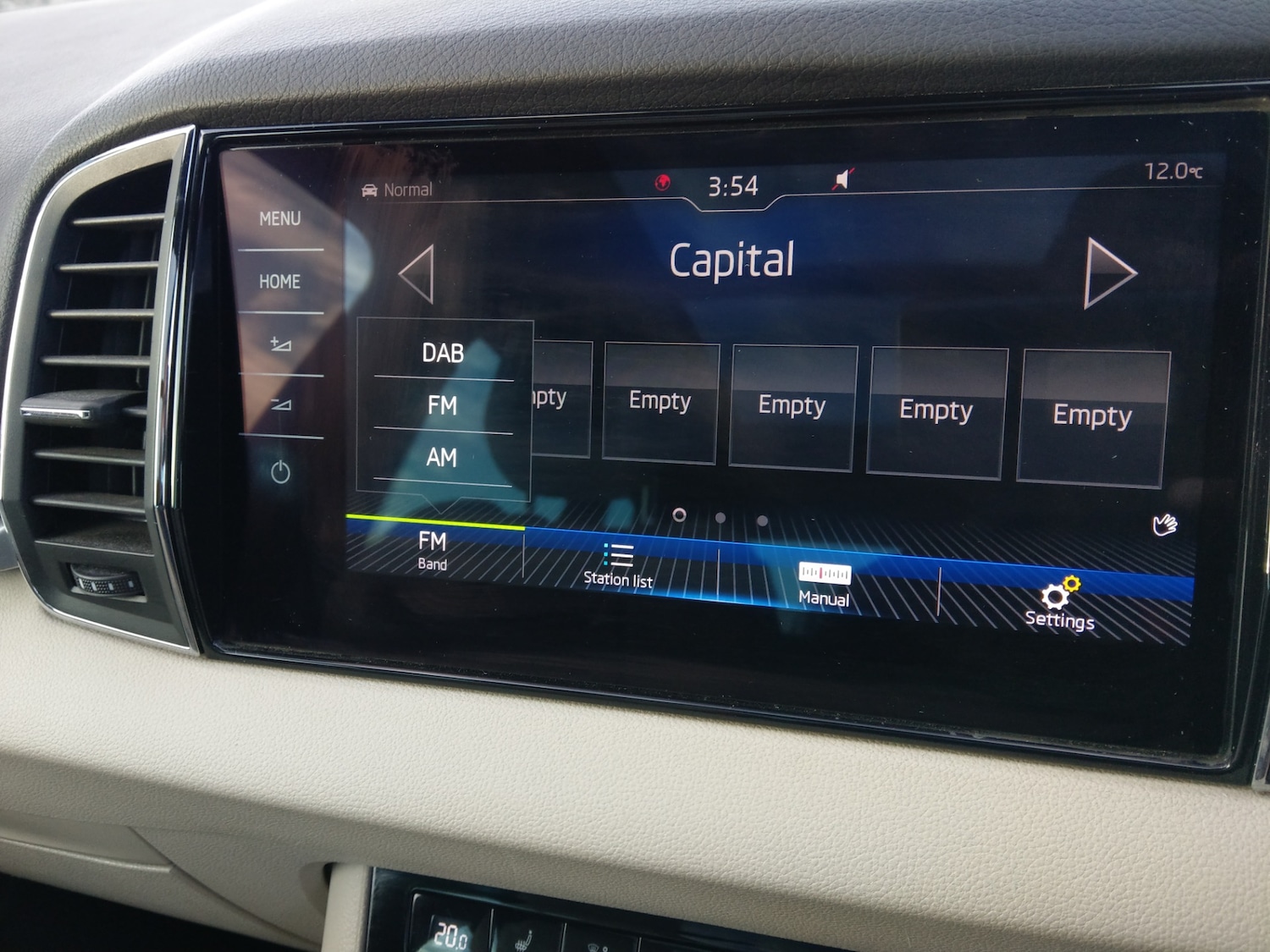 Used Skoda Karoq 2018 for sale - 77694459: Photo 20