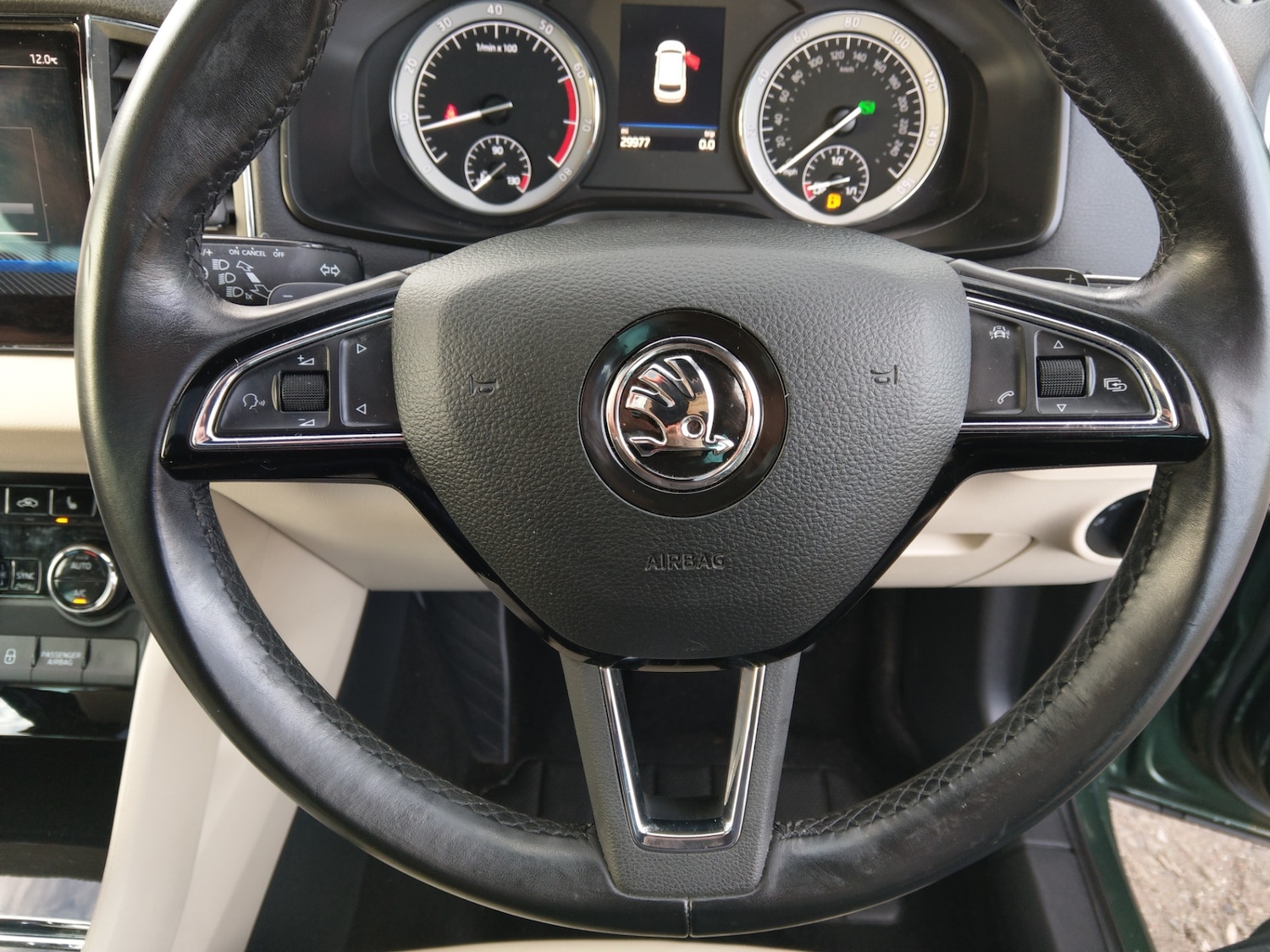 Used Skoda Karoq 2018 for sale - 77694459: Photo 24