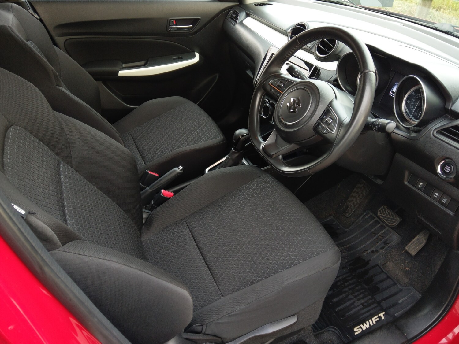 Used Suzuki Swift 2018 for sale - 77368026: Photo 13