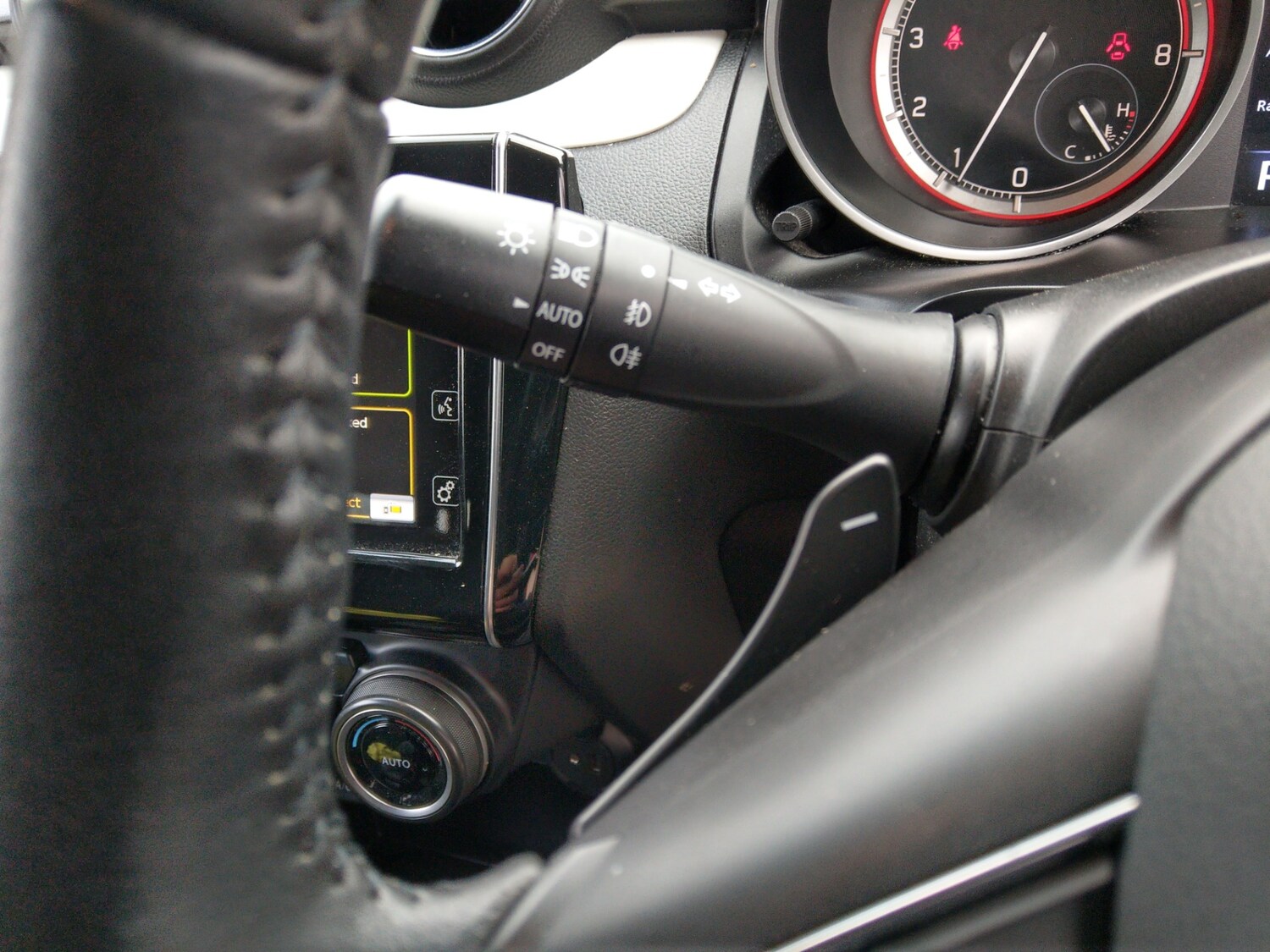 Used Suzuki Swift 2018 for sale - 77368026: Photo 24