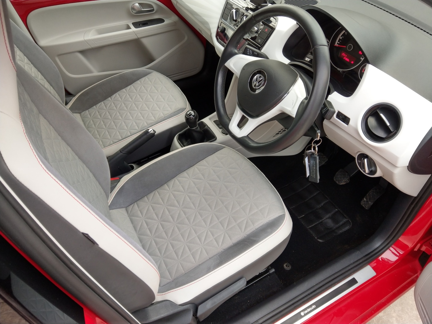 Used Volkswagen up! 2018 for sale - 77199029: Photo 12