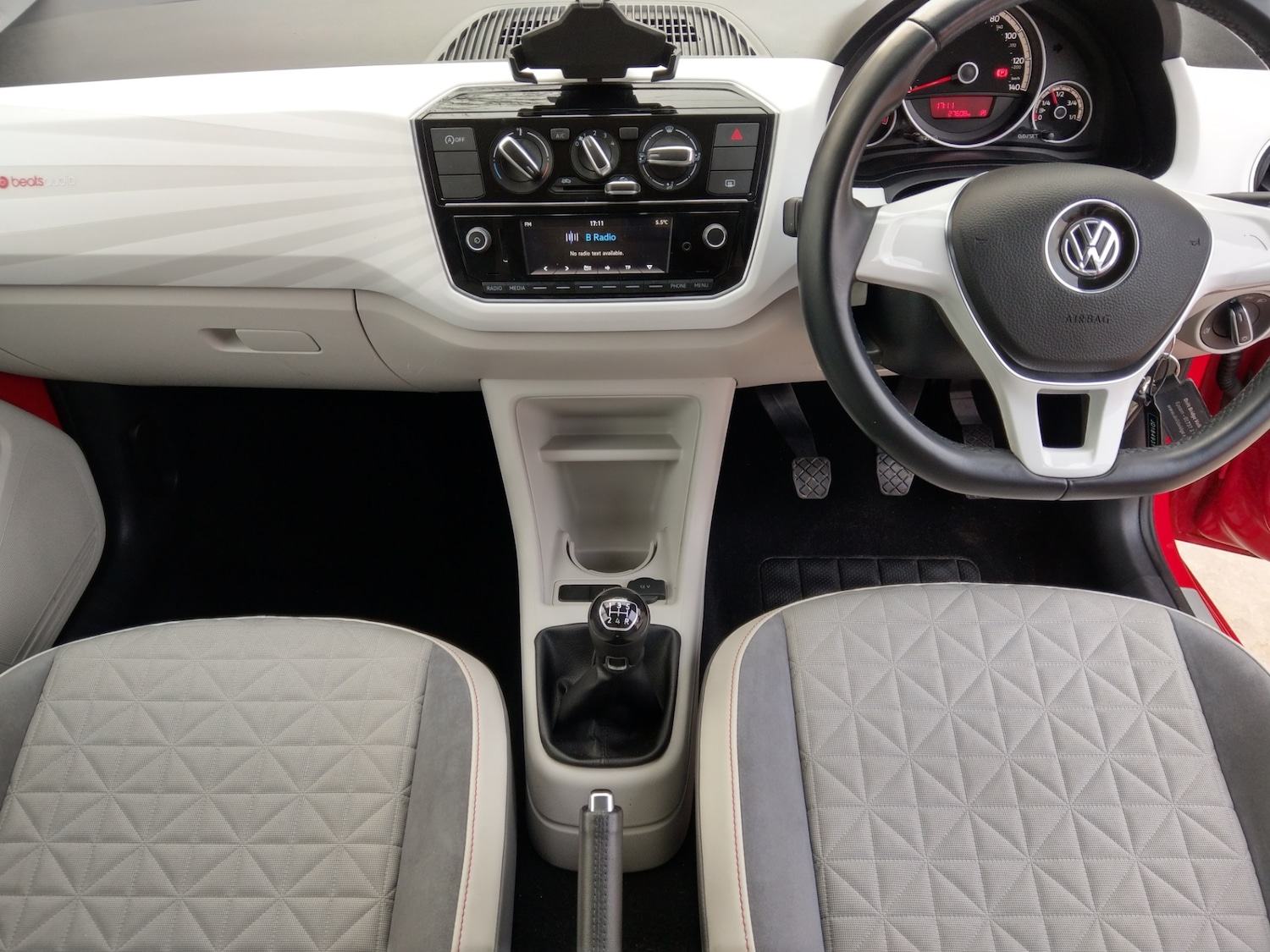 Used Volkswagen up! 2018 for sale - 77199029: Photo 14