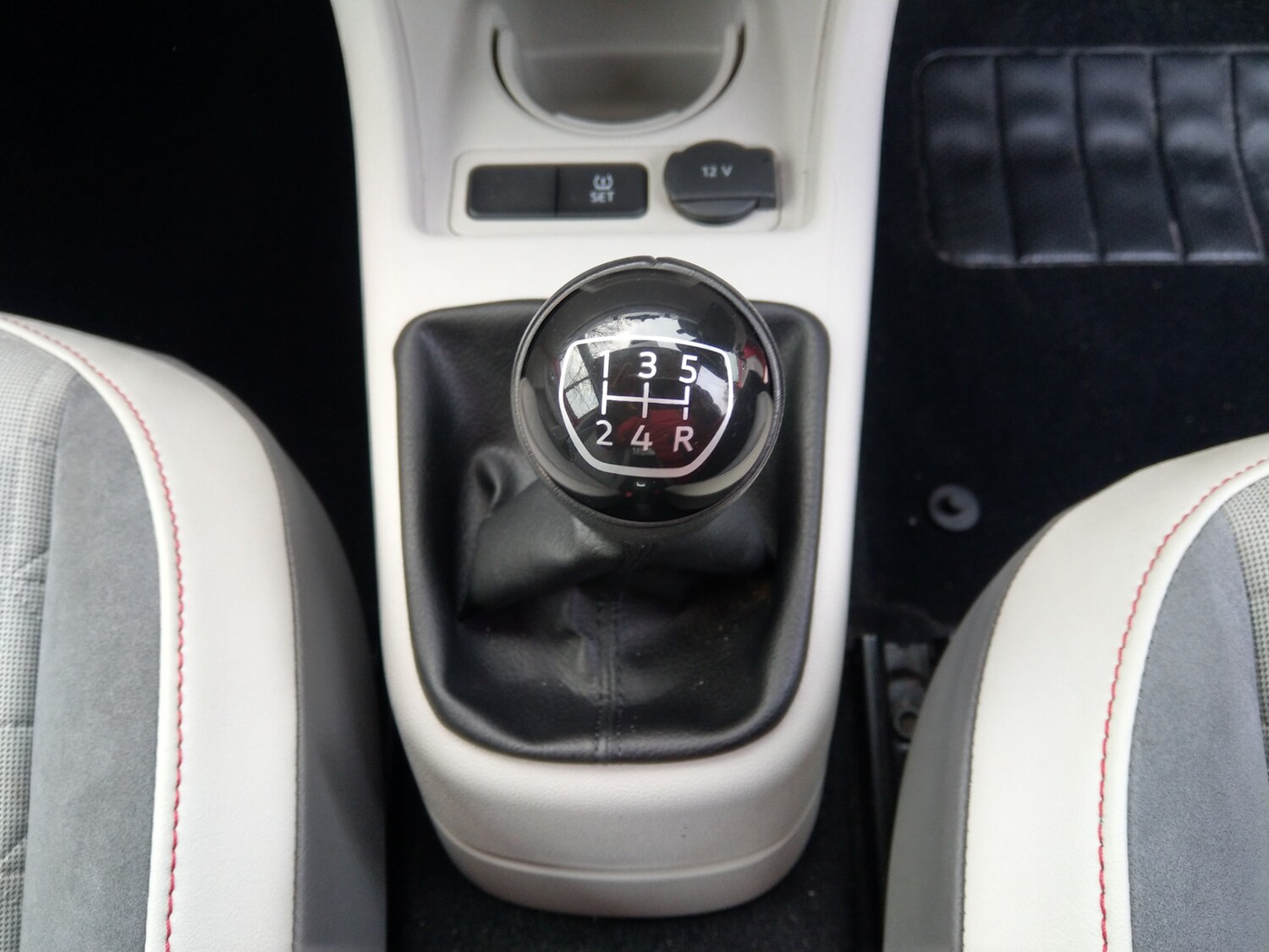 Used Volkswagen up! 2018 for sale - 77199029: Photo 15