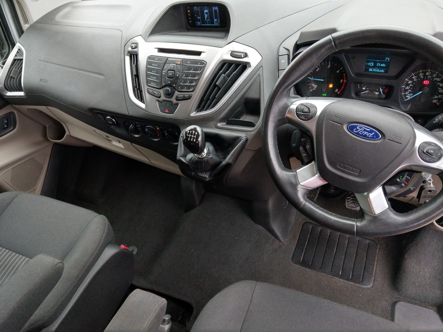 Used Ford Tourneo Custom 2015 for sale - 77199874: Photo 15
