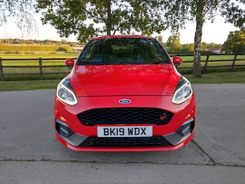 Used Ford Fiesta 2019 for sale - 76030022: Photo