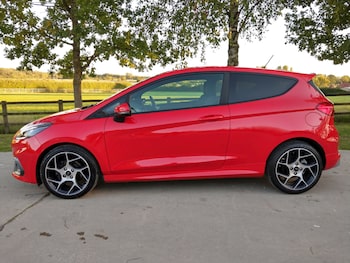 Used Ford Fiesta 2019 for sale - 76030022: Photo