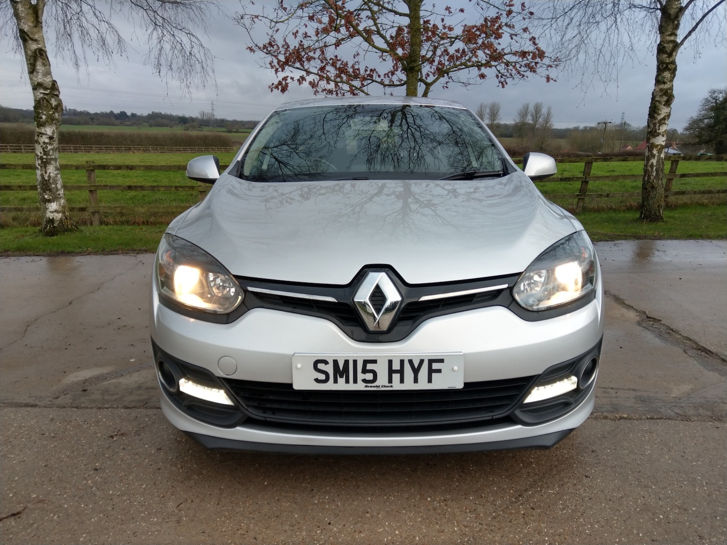 Used Renault Megane 2015 for sale - 77570883: Photo 2