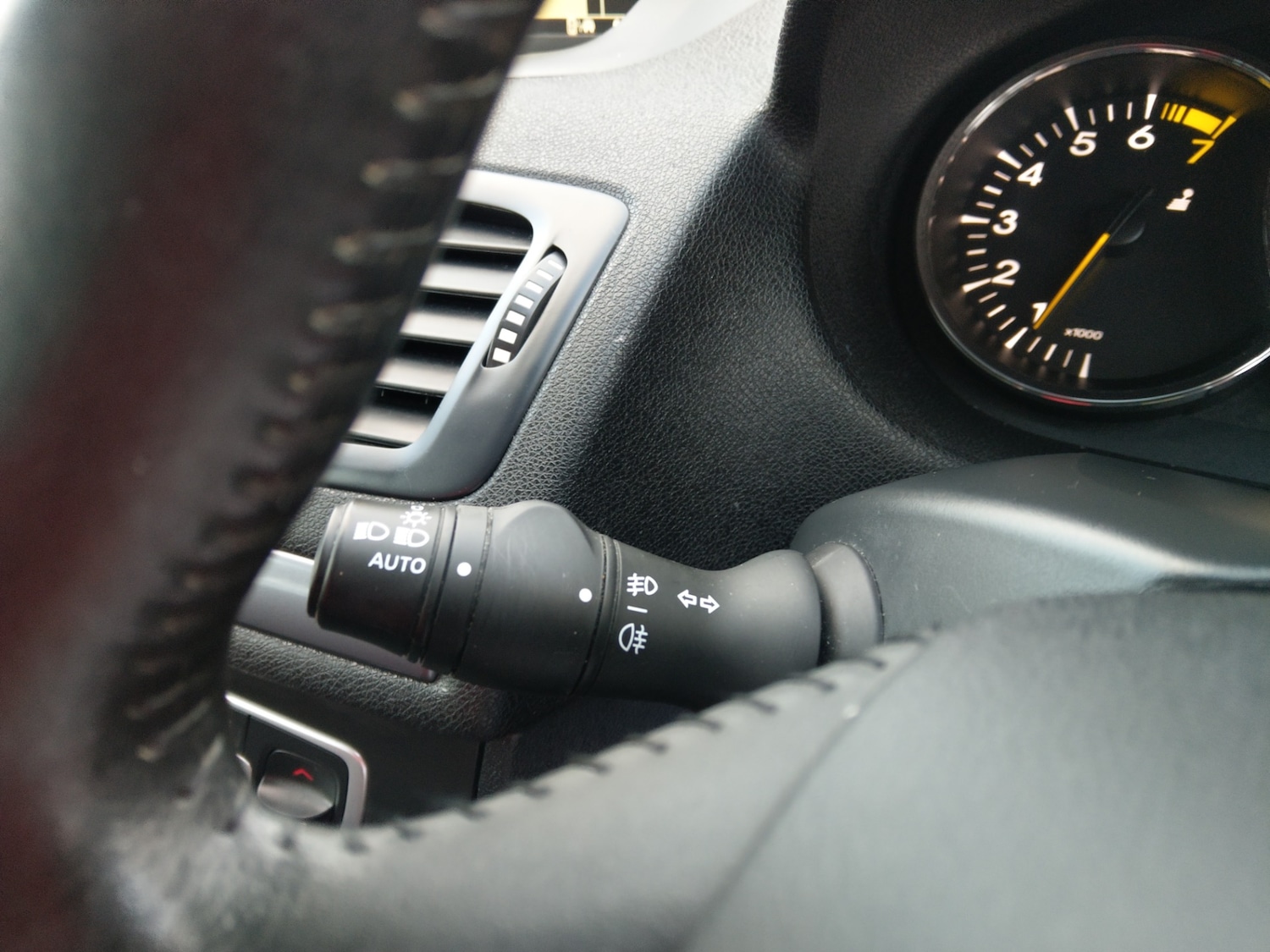 Used Renault Megane 2015 for sale - 77570883: Photo 21