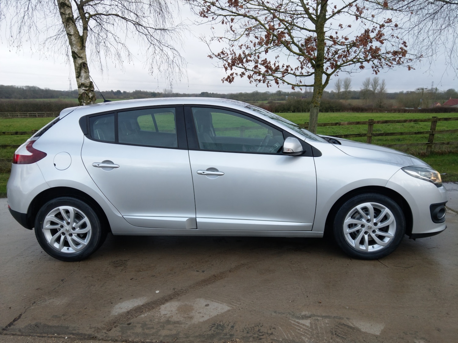 Used Renault Megane 2015 for sale - 77570883: Photo 5