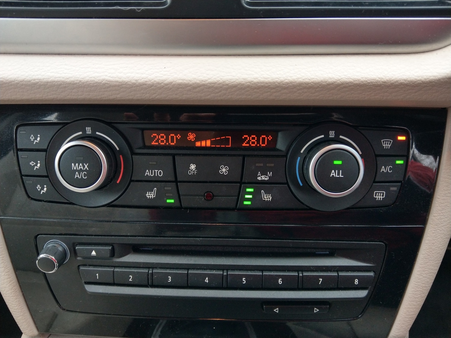 Used BMW X1 2014 for sale - 77201066: Photo 21