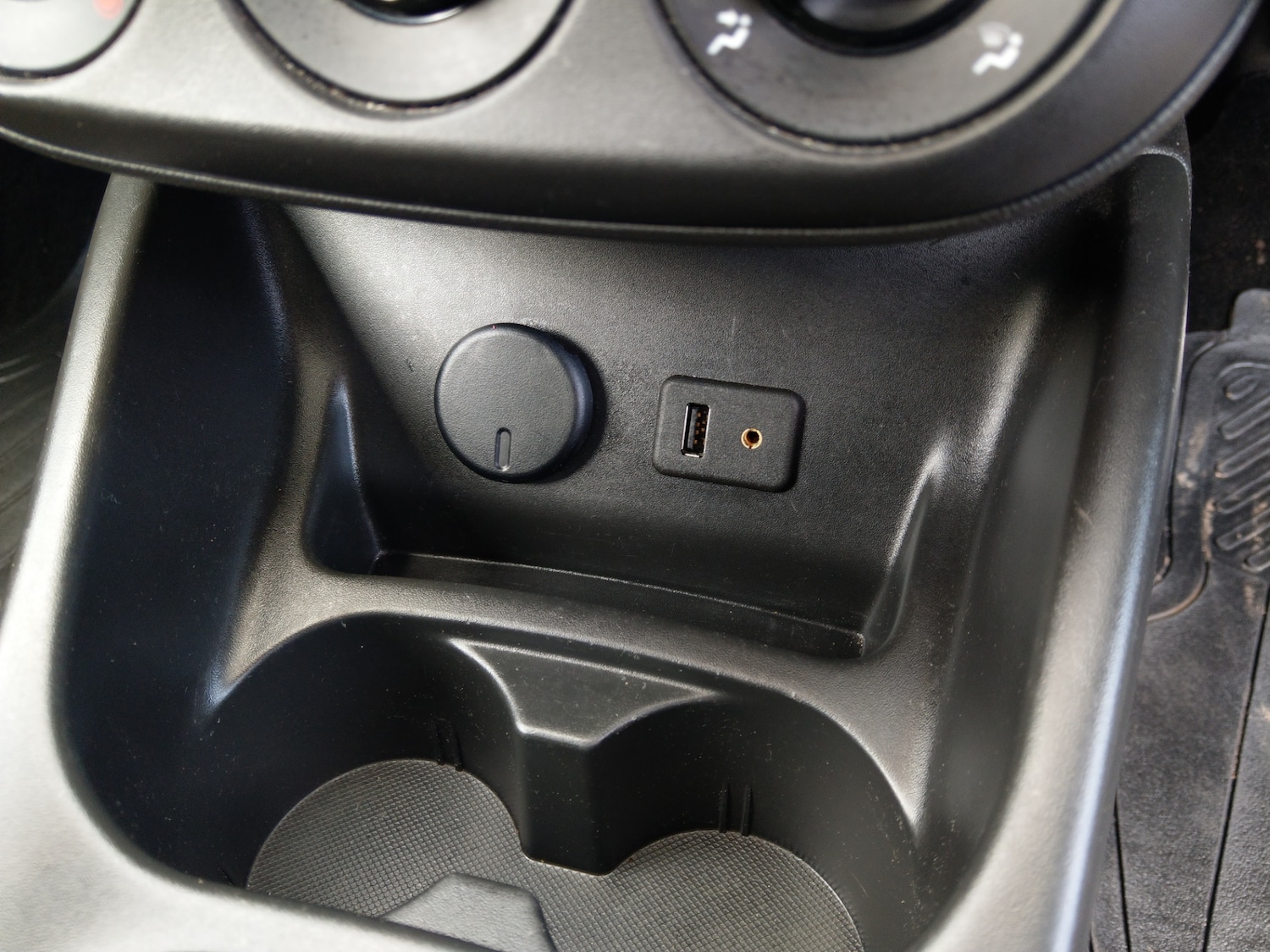 Used Vauxhall Corsa 2015 for sale - 77619265: Photo 14