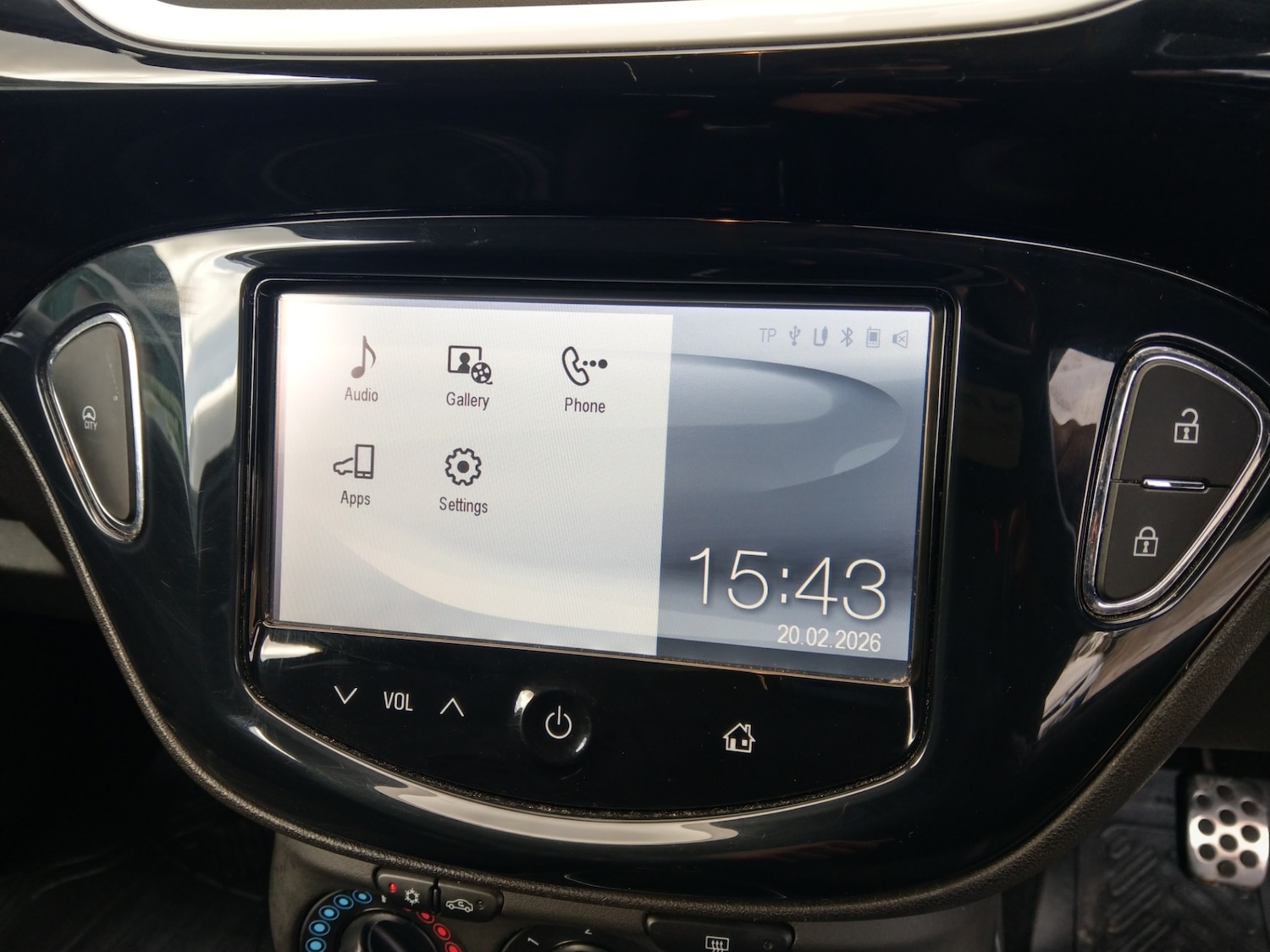 Used Vauxhall Corsa 2015 for sale - 77619265: Photo 18