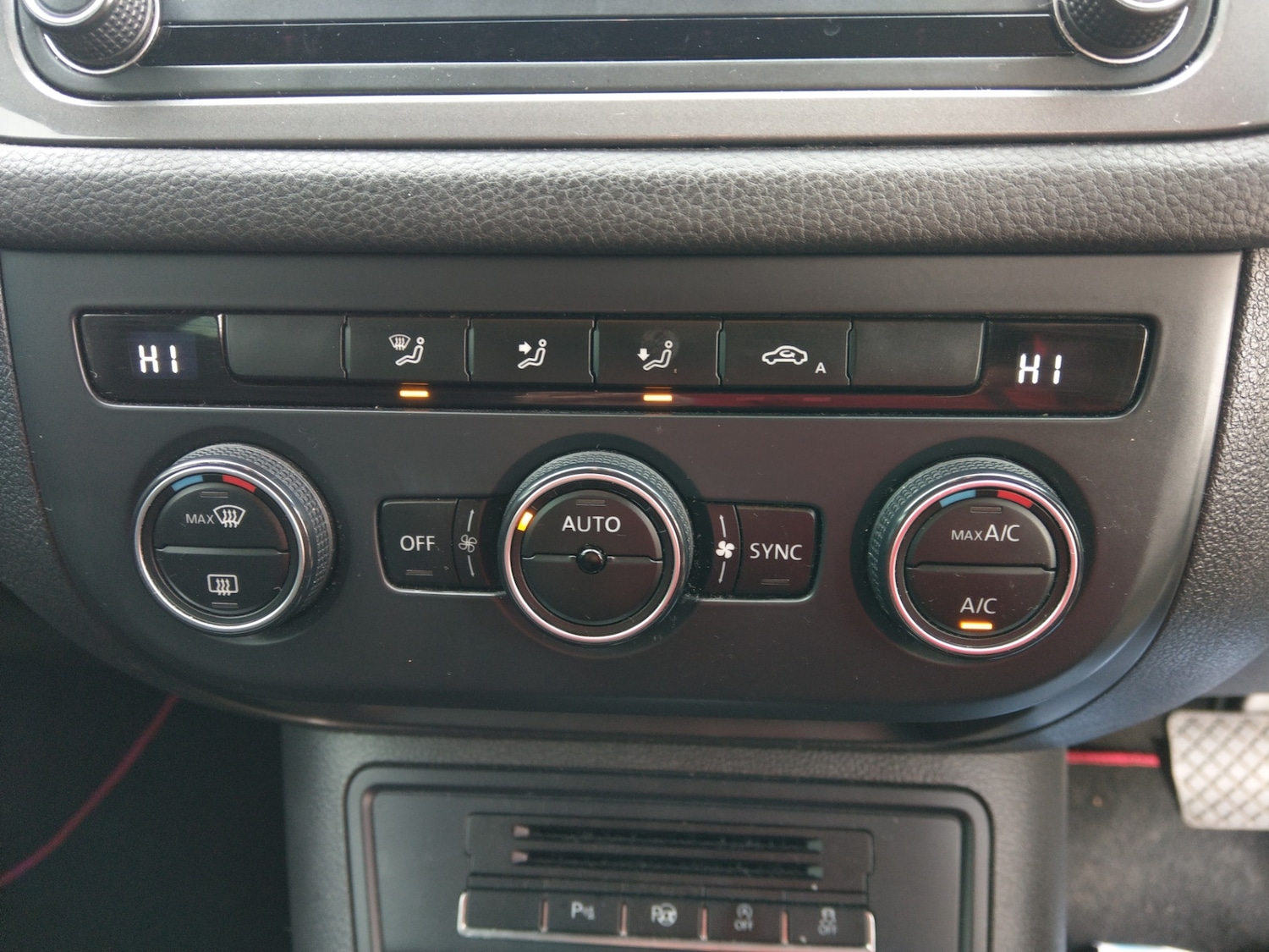 Used Volkswagen Tiguan 2015 for sale - 77198506: Photo 15