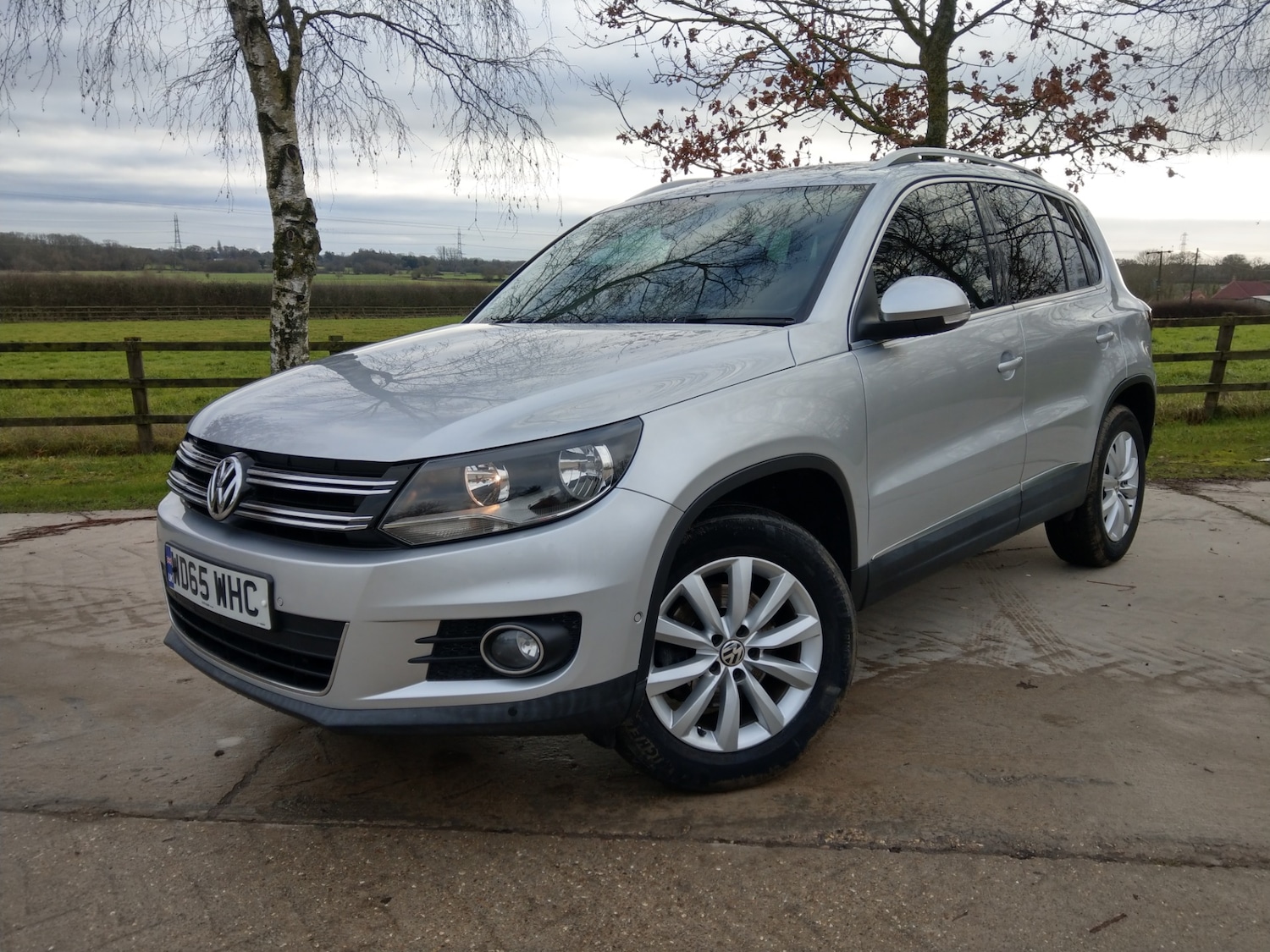 Used Volkswagen Tiguan 2015 for sale - 77198506: Photo 3