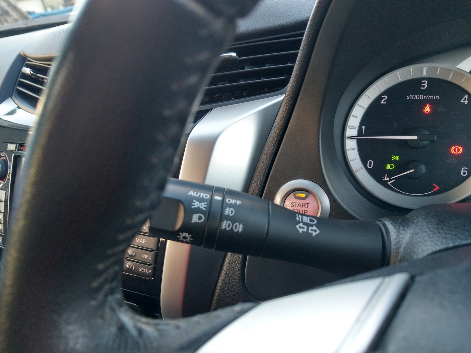 Used Nissan Navara 2017 for sale - 76669907: Photo 25