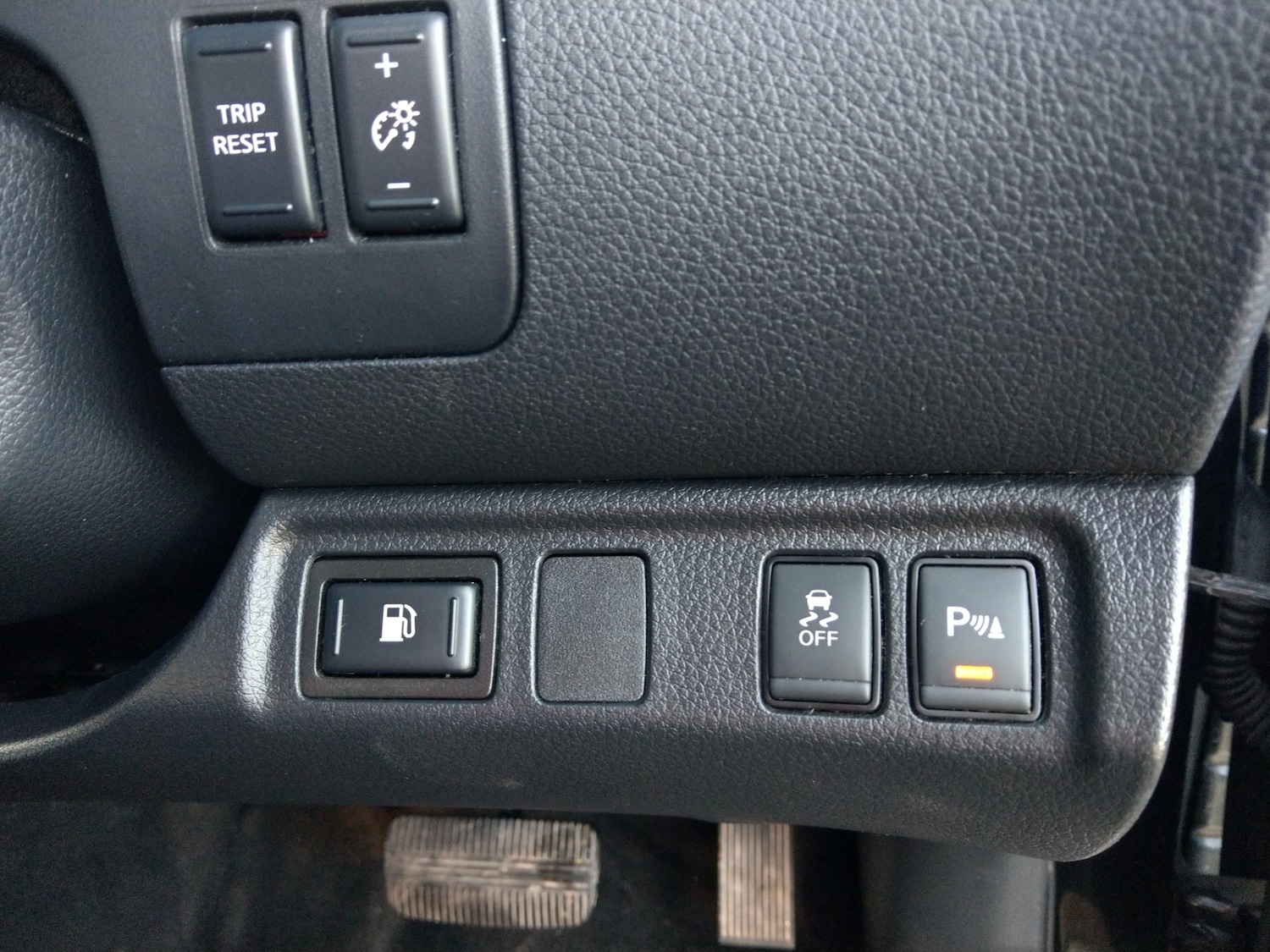 Used Nissan Navara 2017 for sale - 76669907: Photo 27