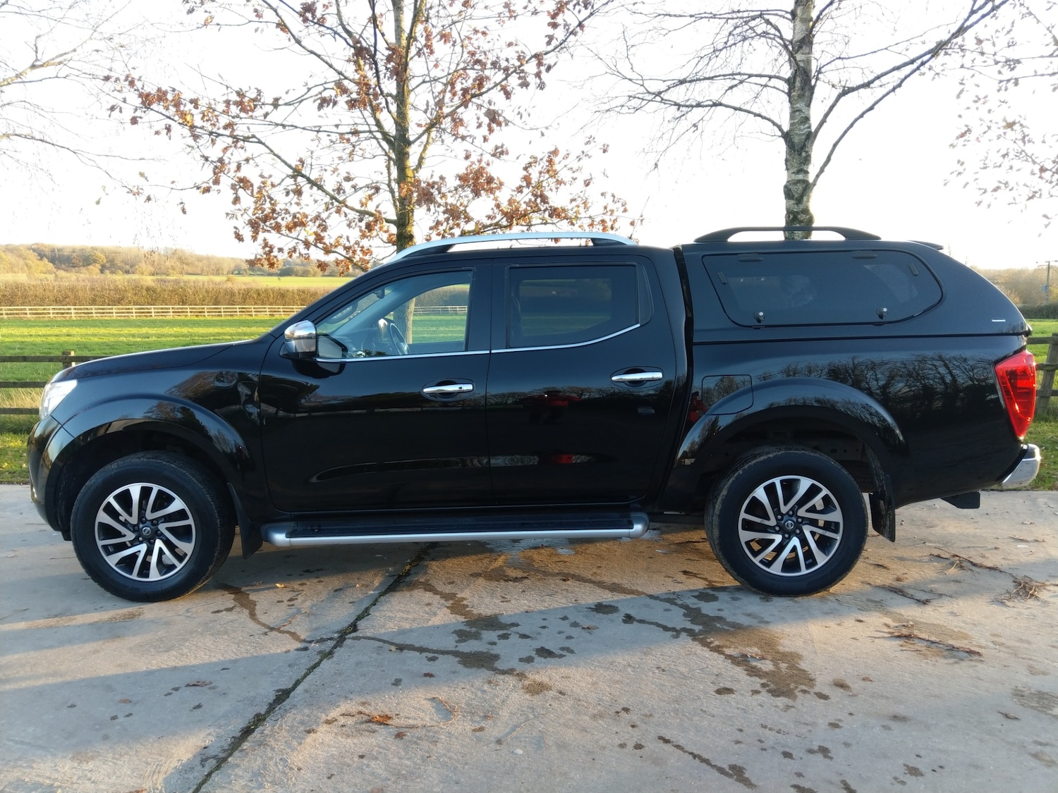 Used Nissan Navara 2017 for sale - 76669907: Photo 4
