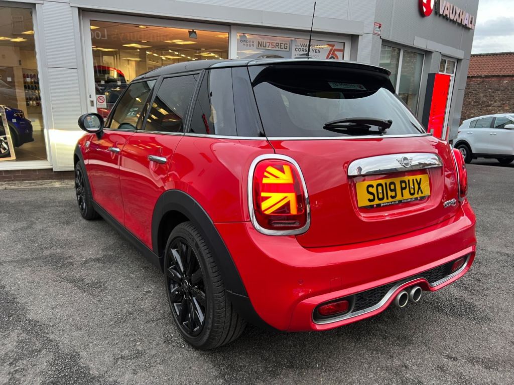 Used MINI Hatch 2019 for sale - 76453757: Photo 19