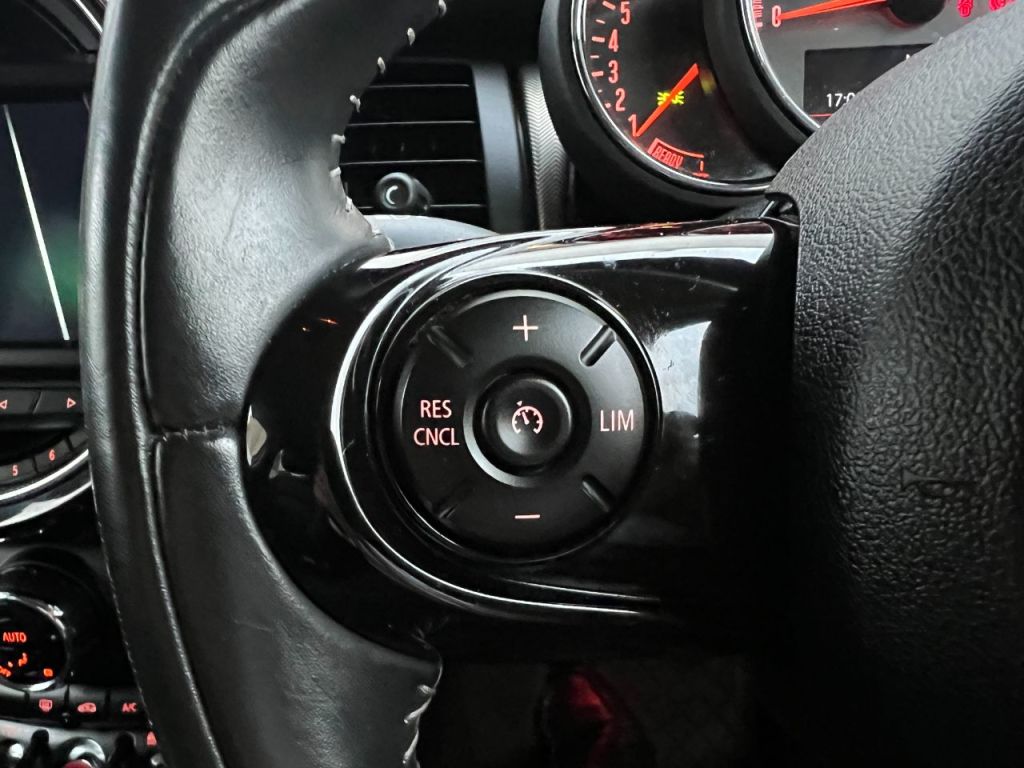 Used MINI Hatch 2019 for sale - 76453757: Photo 28