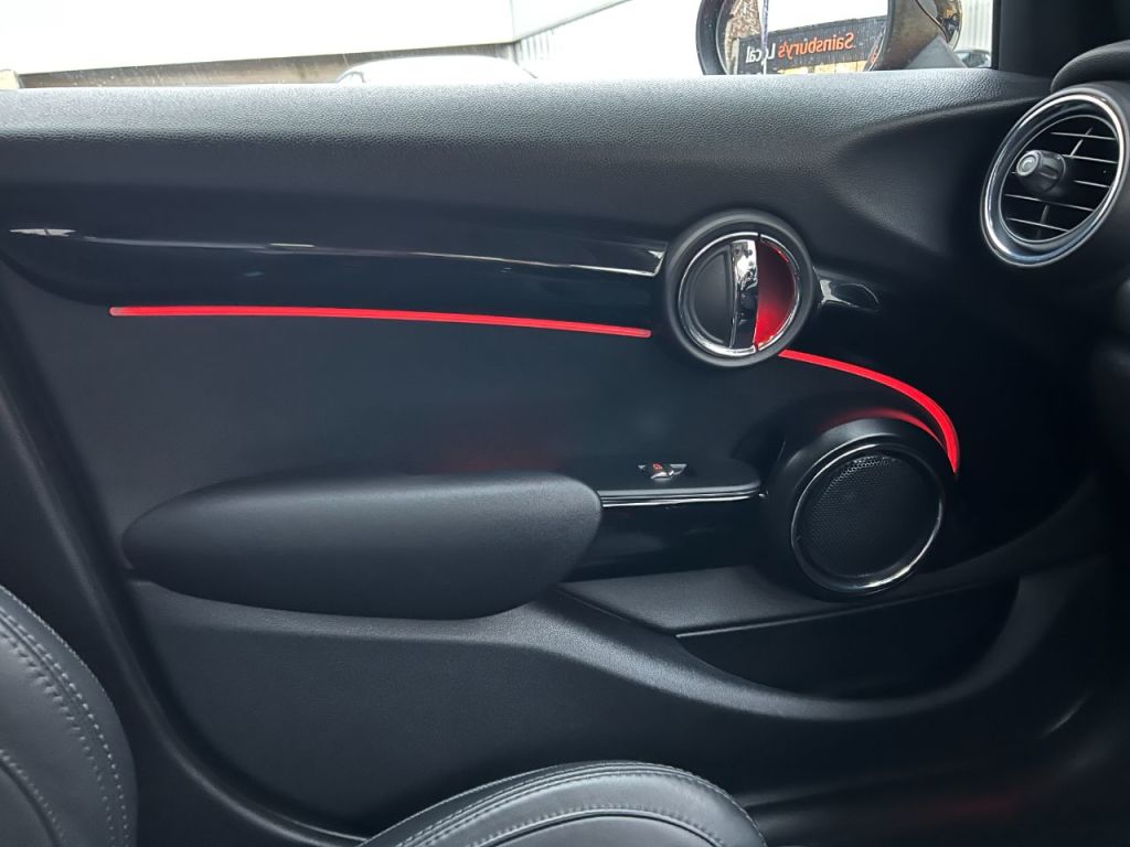 Used MINI Hatch 2019 for sale - 76453757: Photo 38