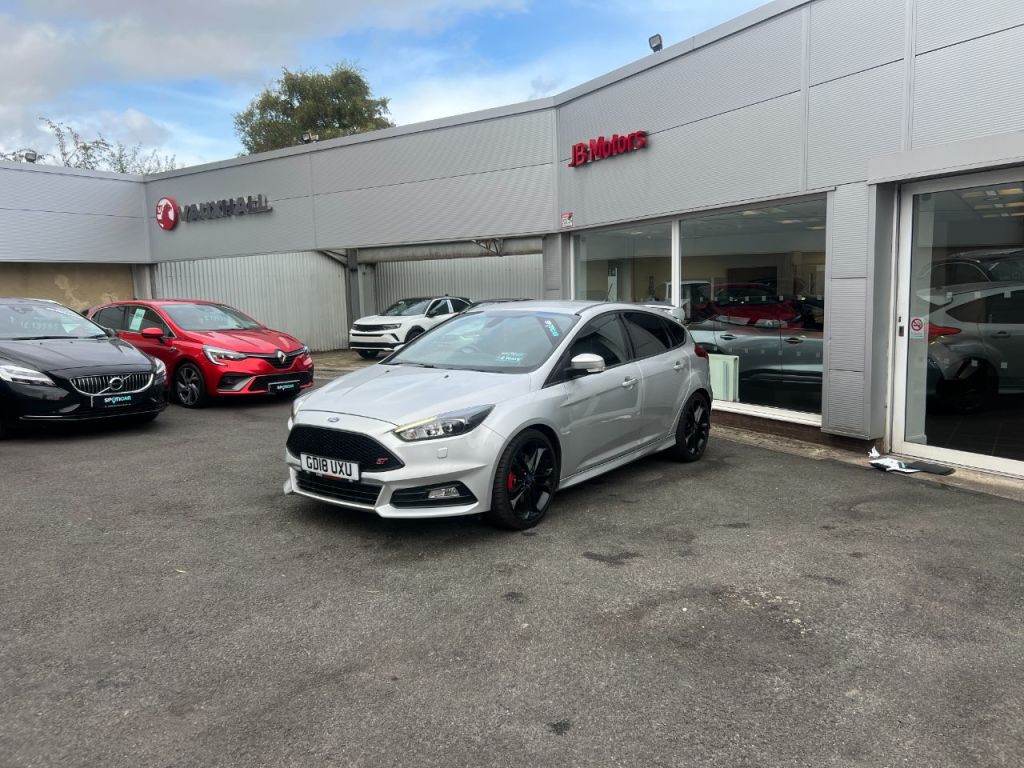 Used Ford Focus 2018 for sale - 76162588: Photo 1