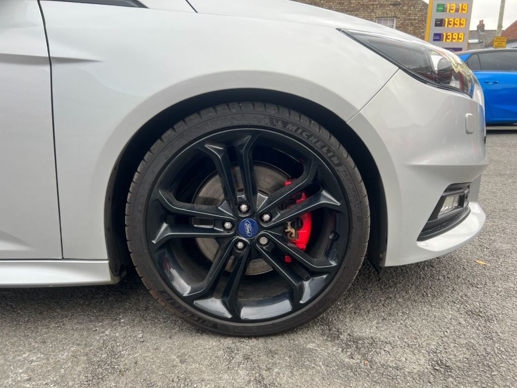 Used Ford Focus 2018 for sale - 76162588: Photo 11