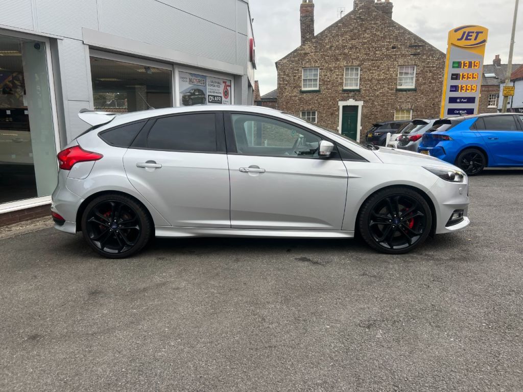 Used Ford Focus 2018 for sale - 76162588: Photo 4