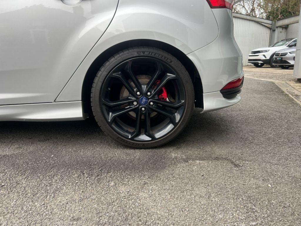 Used Ford Focus 2018 for sale - 76162588: Photo 9