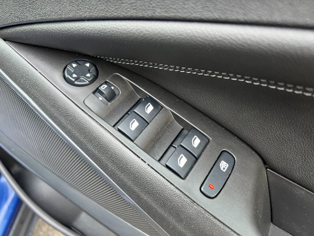 Used Vauxhall Crossland 2021 for sale - 76355939: Photo 22