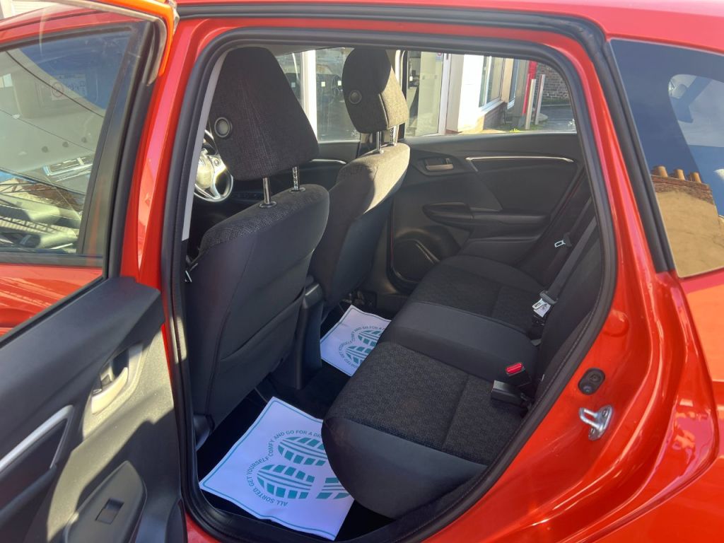 Used Honda Jazz 2017 for sale - 76616935: Photo 21