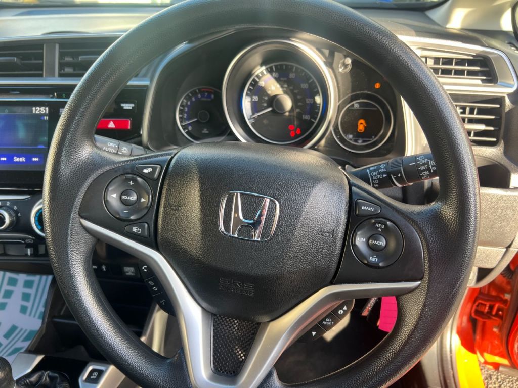 Used Honda Jazz 2017 for sale - 76616935: Photo 32