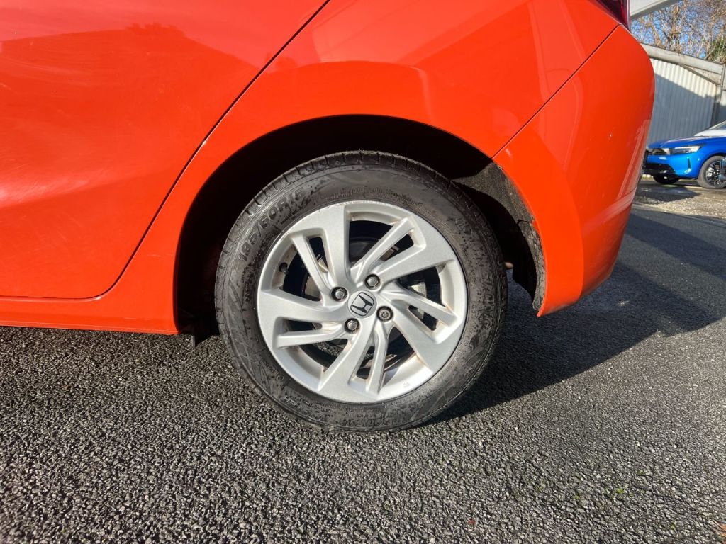 Used Honda Jazz 2017 for sale - 76616935: Photo 9