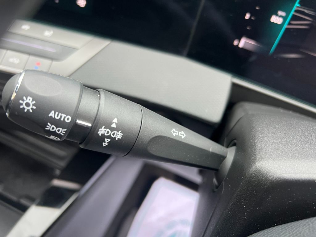 Used Vauxhall Astra 2025 for sale - 77088552: Photo 39