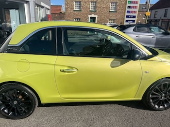 Used Vauxhall Adam 2015 for sale - 75456244: Photo