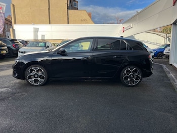 Used Vauxhall Astra 2024 for sale - 76385567: Photo
