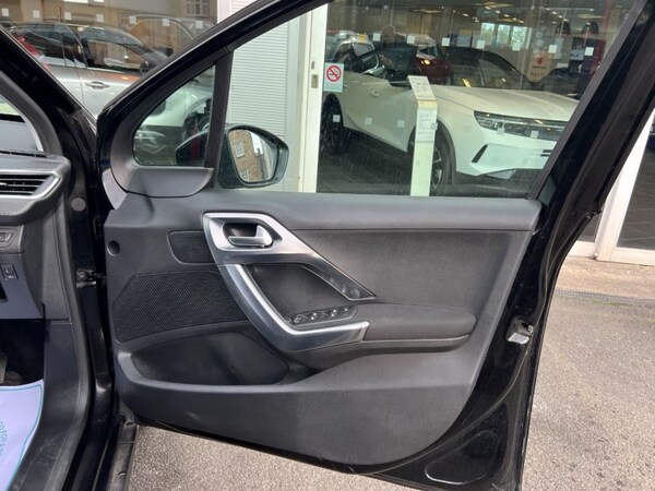 Used Peugeot 2008 2018 for sale - 75087246: Photo 22