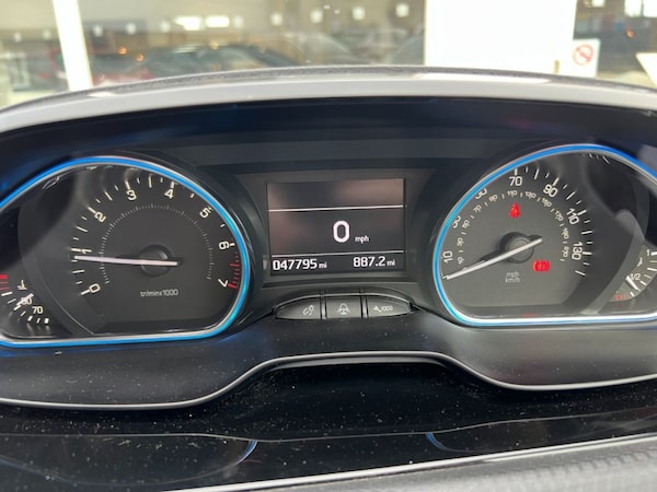 Used Peugeot 2008 2018 for sale - 75087246: Photo 27