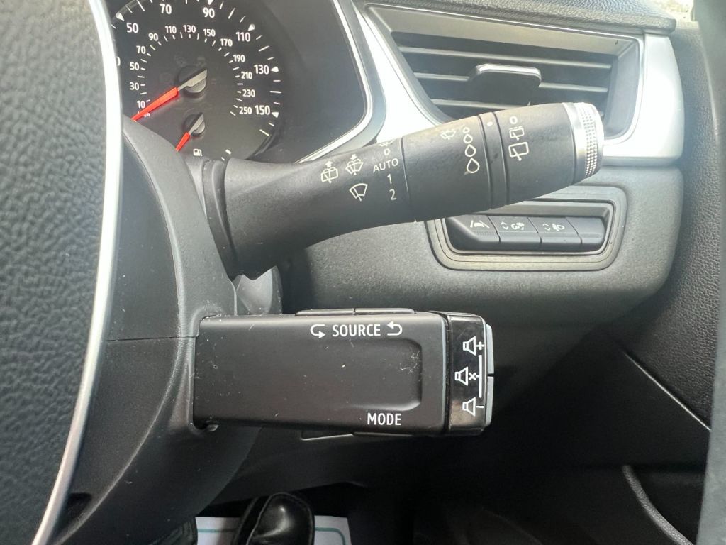 Used Renault Captur 2020 for sale - 76428907: Photo 24