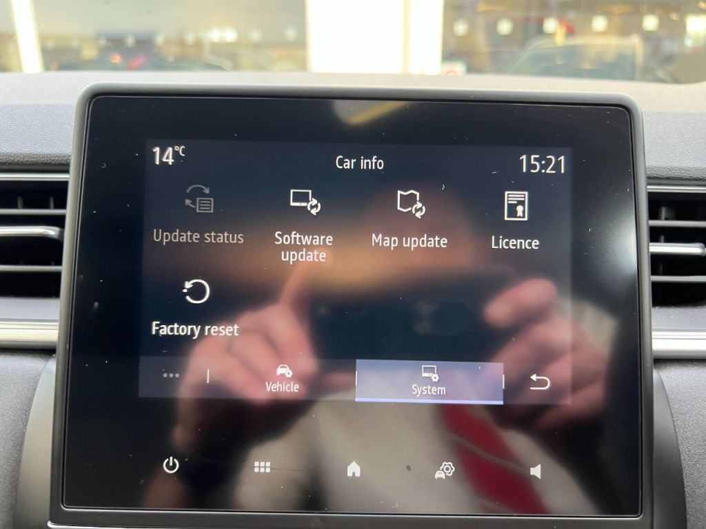 Used Renault Captur 2020 for sale - 76428907: Photo 35