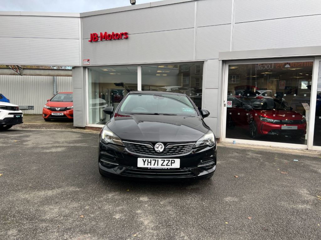 Used Vauxhall Astra 2021 for sale - 76590654: Photo 2