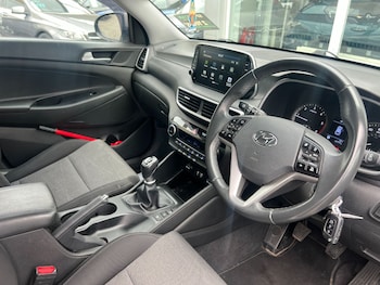 Used Hyundai TUCSON 2019 for sale - 79549262: Photo