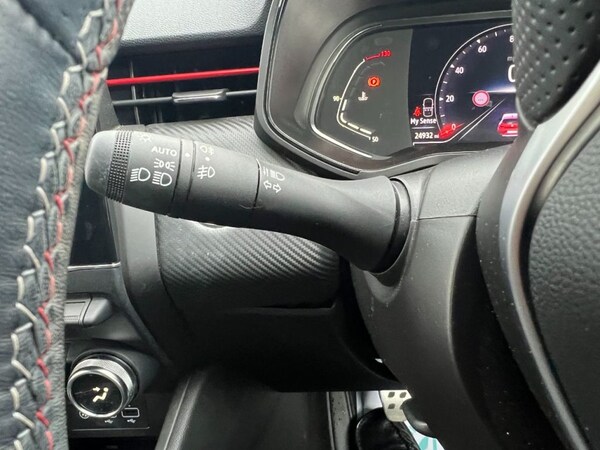 Used Renault Clio 2022 for sale - 76197177: Photo 34