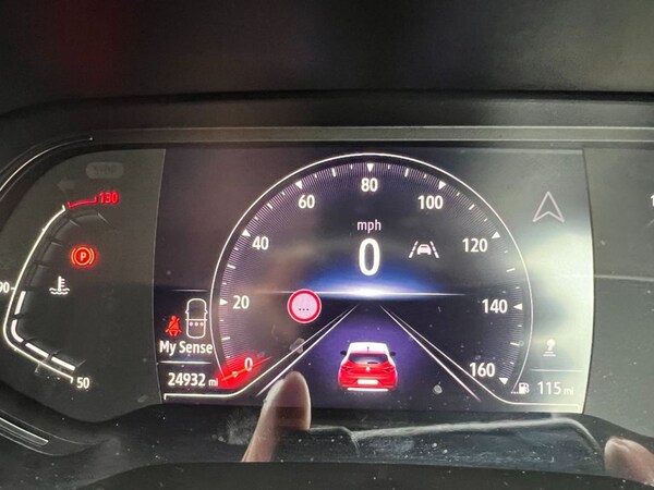 Used Renault Clio 2022 for sale - 76197177: Photo 36