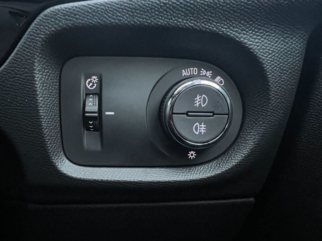 Used Vauxhall Corsa 2025 for sale - 78110075: Photo 35