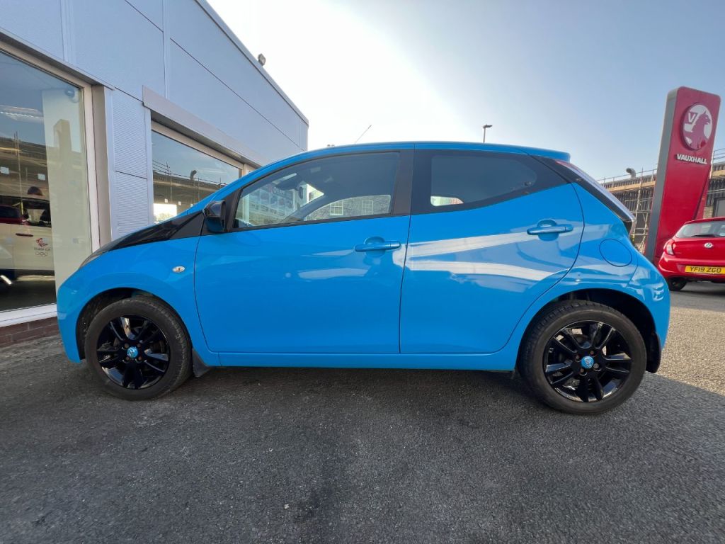 Used Toyota AYGO 2015 for sale - 78153397: Photo 13