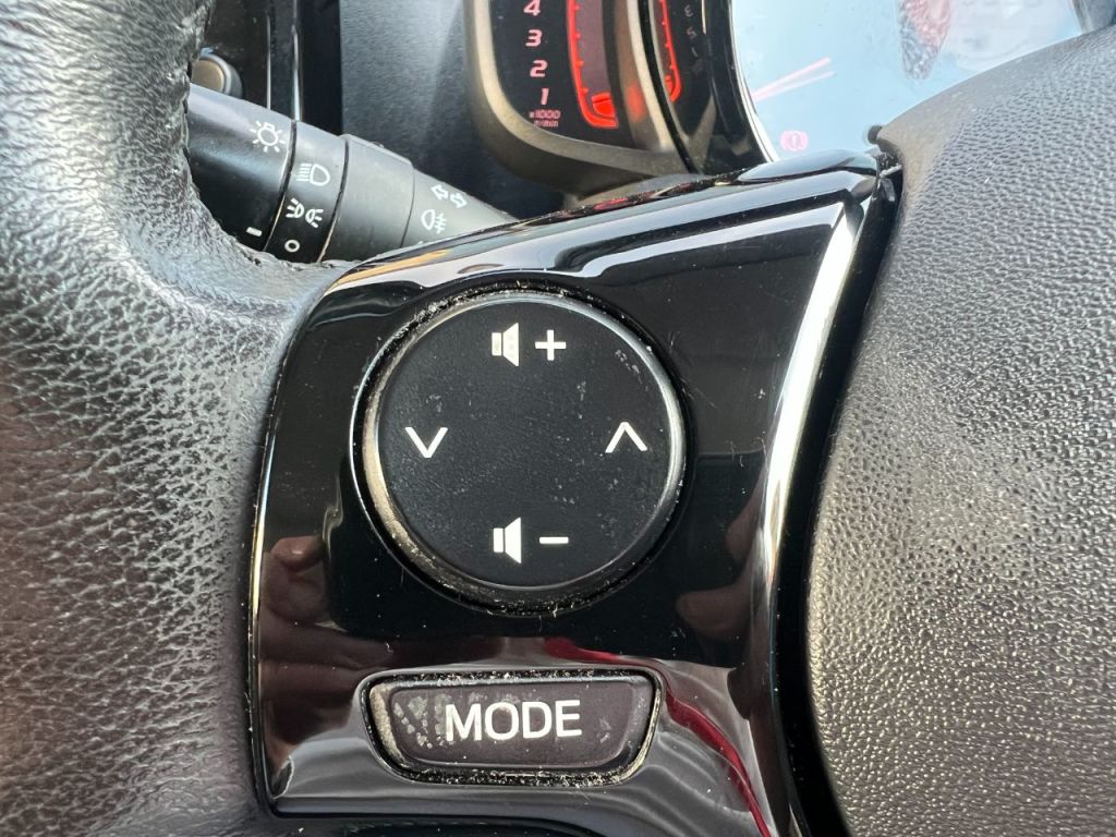 Used Toyota AYGO 2015 for sale - 78153397: Photo 33